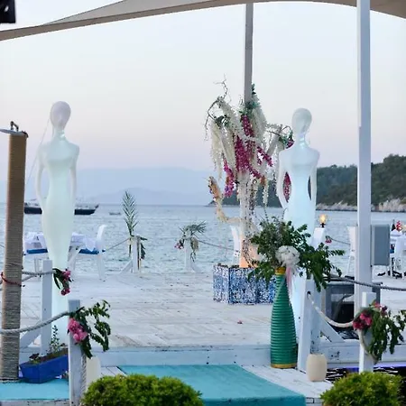 Guven Beach B&B